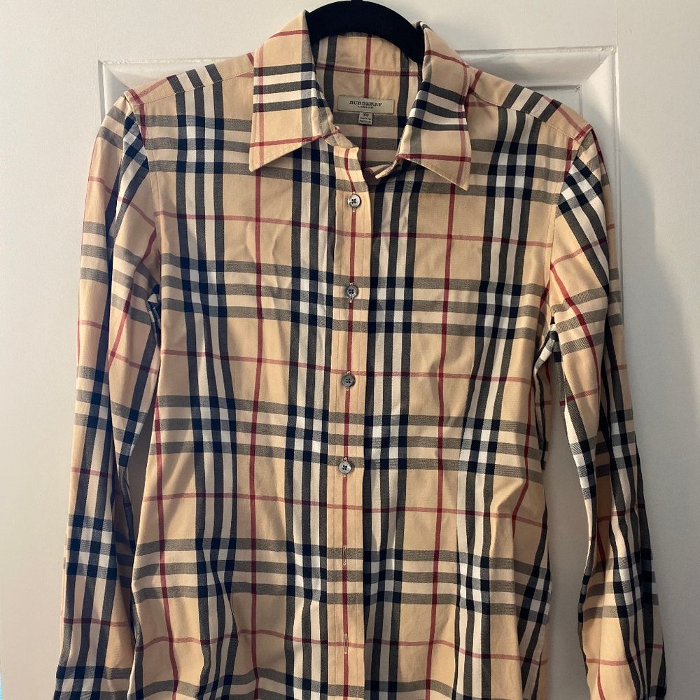 Classic Burberry Archive Check Button Down (Size XS)